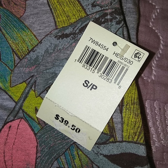 Lucky 🍀 Brand Floral  ❇️ Tank - Picture 6 of 8